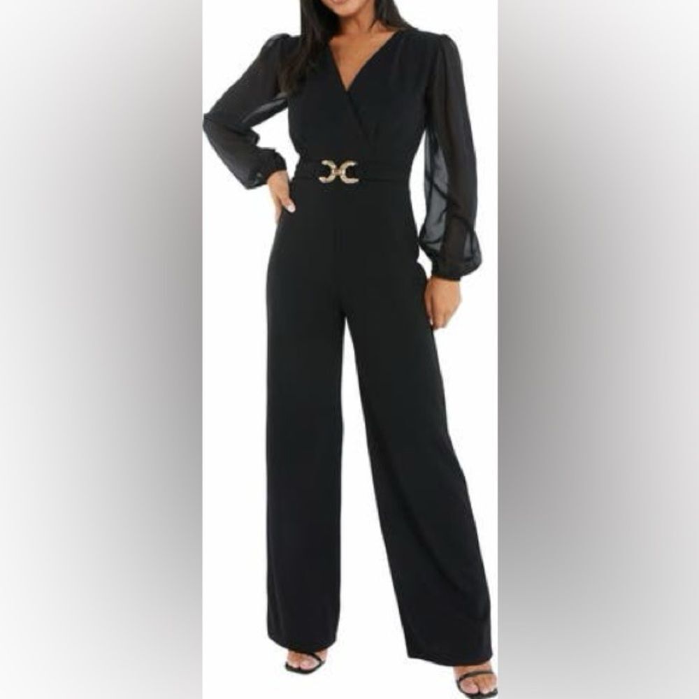 🔥Black Jumpsuit Sheer Sleeves Chiffon Buckle Palazzo Jumpsuit
QUIZ Sz 14 NWT